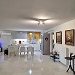 Apartment Kalamia Beachhouse