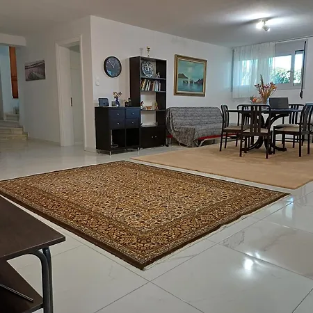 Kalamia Beachhouse