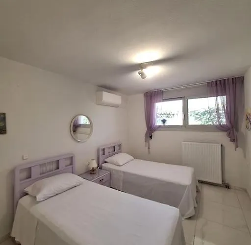 Lägenhet Kalamia Beachhouse